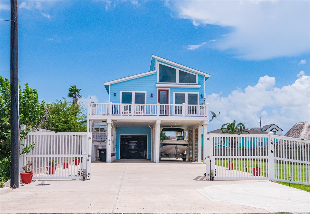 1415 2 9th Street, San Leon, Texas 77539, 2 Bedrooms Bedrooms, 5 Rooms Rooms,2 BathroomsBathrooms,Single-family,For Sale,9th,87188029