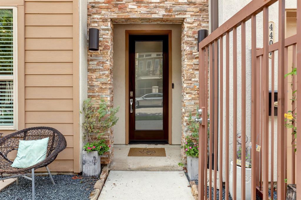 4407 Eli Street Houston, Texas This free standing, 4 story home has the perfect layout for entertaining. The home is freshly painted and has a new roof (7/21). The first floor features an en-suite bedroom (currently being used as a salon). The 2nd floor's living areas are open and inviting. The cook's kitchen has a huge granite island and Bertazzoni Stainless Steel appliances. The dining room lies between the kitchen and living area and the 3rd floor is dedicated to the Primary suite and utility room. The 4th floor has an en-suite 3rd bedroom PLUS a huge game room that leads to your roof top terrace with downtown views. Only ten minutes away from downtown with lots of restaurants, shops and the neighborhood H-E-B even closer. There are NO HOA fees and you even get a small fenced in front yard!