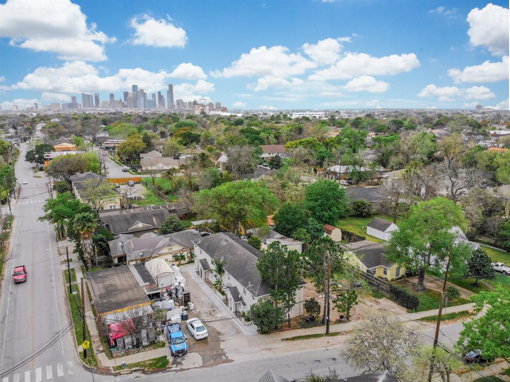 5033 2 Polk Street, Houston, Texas 77023, 1 Bedroom Bedrooms, ,1 BathroomBathrooms,Multi-family,For Sale,Polk,72435578
