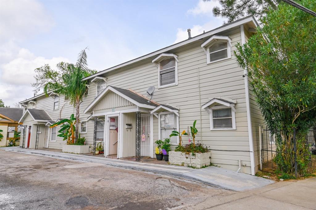 5033 2 Polk Street, Houston, Texas 77023, 1 Bedroom Bedrooms, ,1 BathroomBathrooms,Multi-family,For Sale,Polk,72435578
