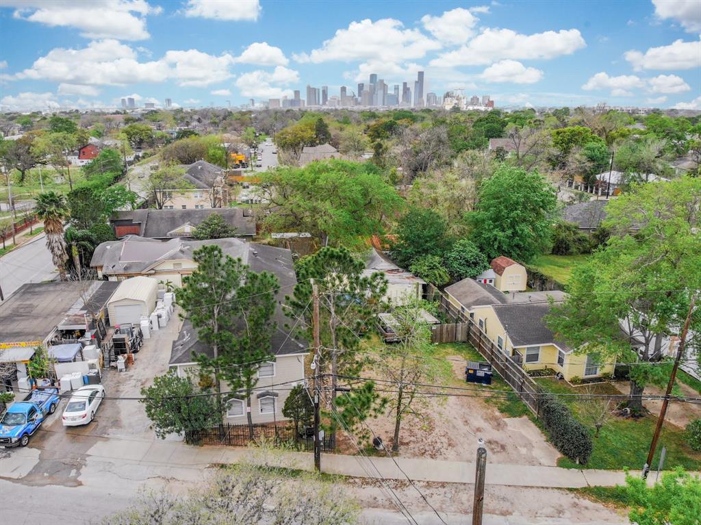 5033 2 Polk Street, Houston, Texas 77023, 1 Bedroom Bedrooms, ,1 BathroomBathrooms,Multi-family,For Sale,Polk,72435578