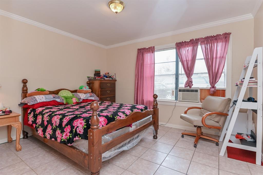 5033 2 Polk Street, Houston, Texas 77023, 1 Bedroom Bedrooms, ,1 BathroomBathrooms,Multi-family,For Sale,Polk,72435578