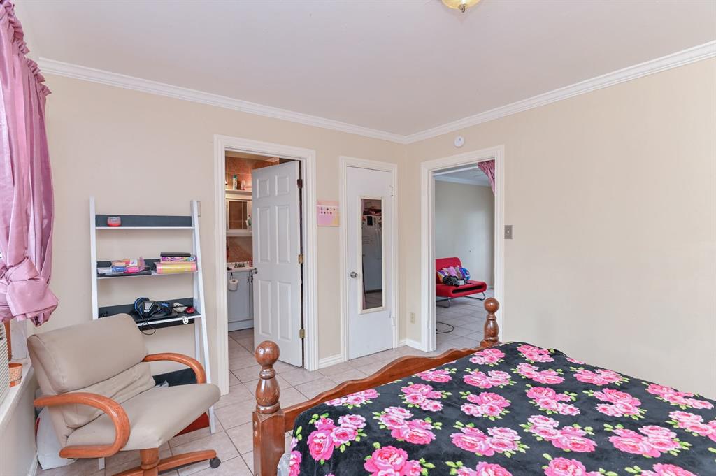 5033 2 Polk Street, Houston, Texas 77023, 1 Bedroom Bedrooms, ,1 BathroomBathrooms,Multi-family,For Sale,Polk,72435578