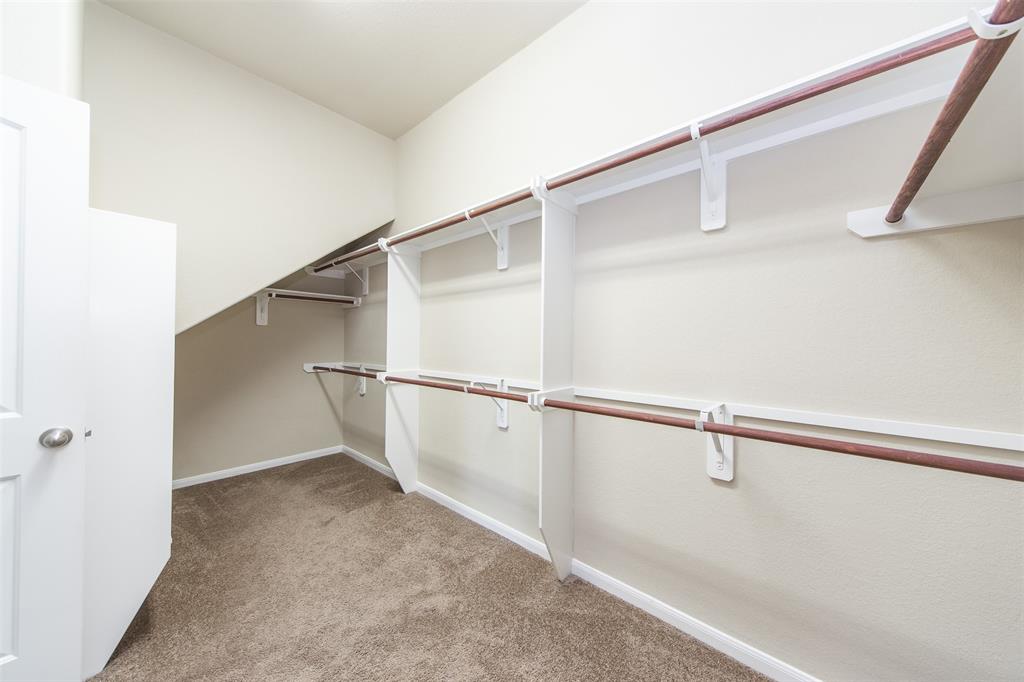 315 2 Lockridge Hill Lane, Richmond, Texas 77469, 4 Bedrooms Bedrooms, 5 Rooms Rooms,3 BathroomsBathrooms,Single-family,For Sale,Lockridge Hill,80971772