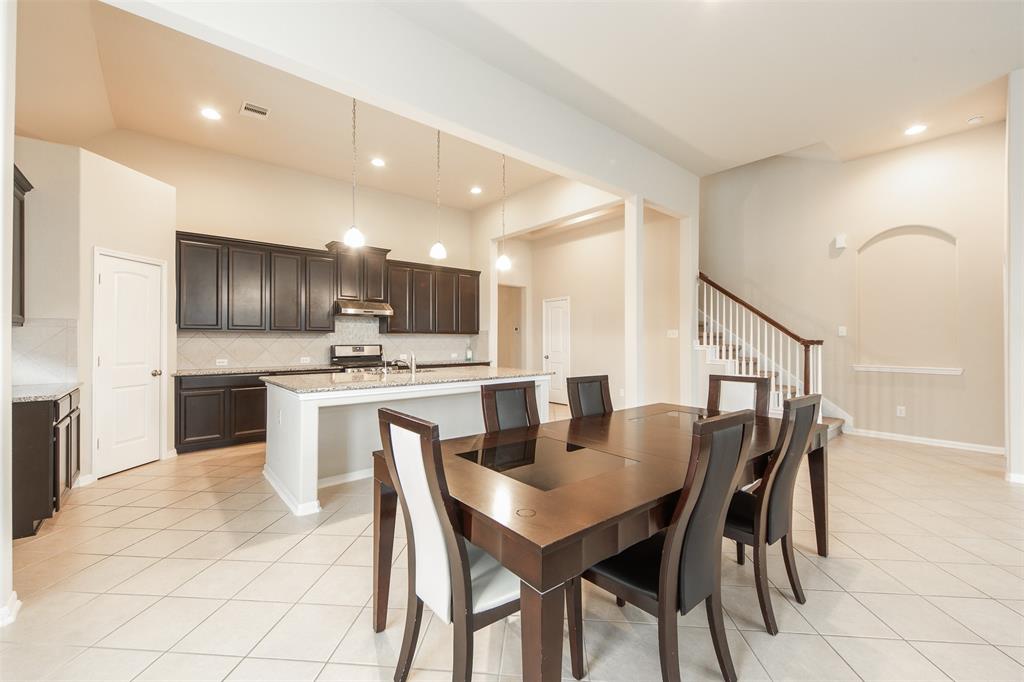 315 2 Lockridge Hill Lane, Richmond, Texas 77469, 4 Bedrooms Bedrooms, 5 Rooms Rooms,3 BathroomsBathrooms,Single-family,For Sale,Lockridge Hill,80971772