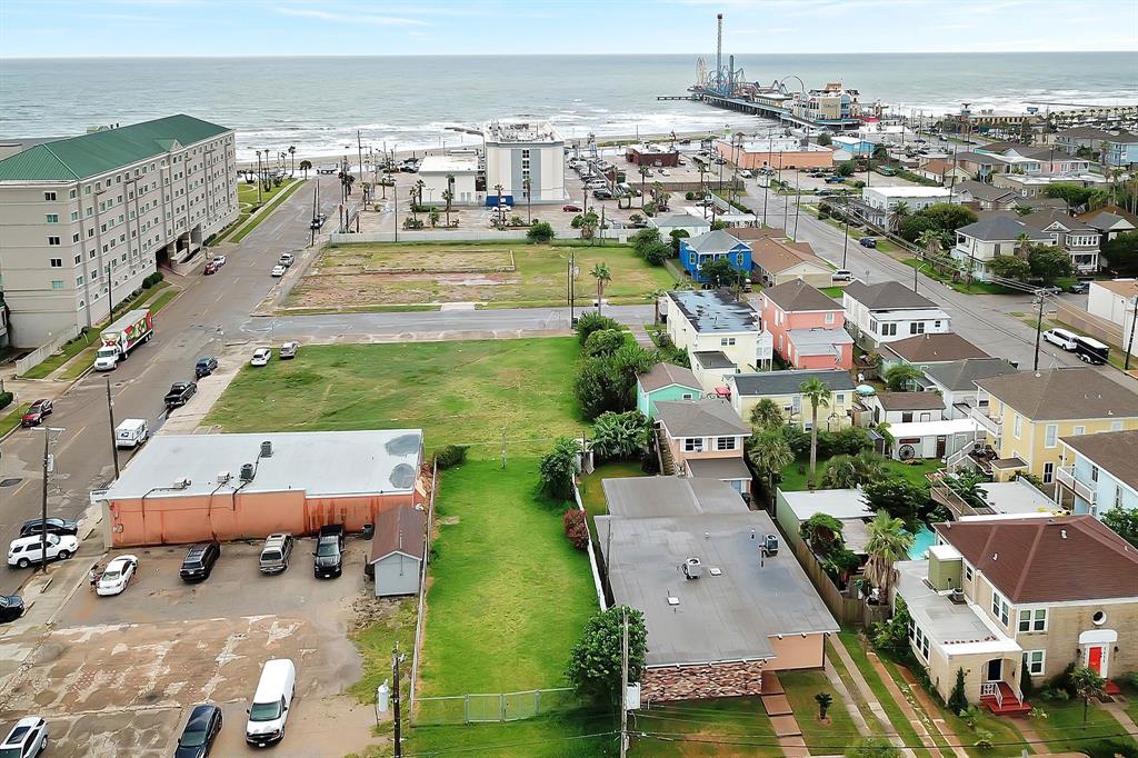 Galveston, TX 77550,2307 Bernardo De Galvez