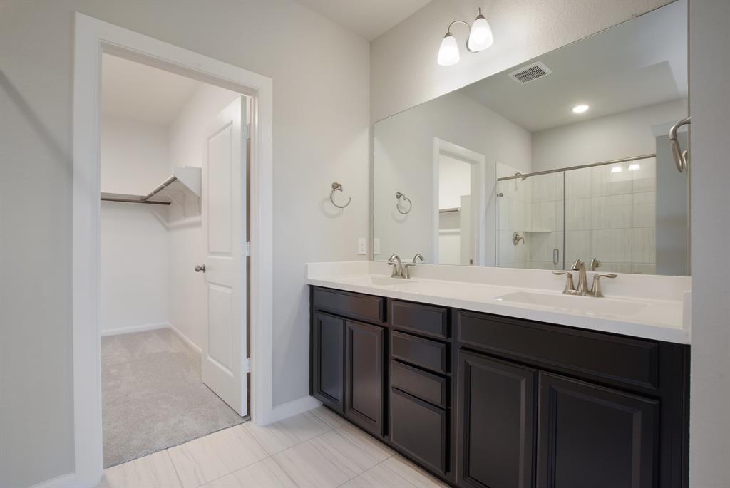 127 2 Winged Elm Court, Willis, Texas 77318, 3 Bedrooms Bedrooms, 8 Rooms Rooms,2 BathroomsBathrooms,Single-family,For Sale,Winged Elm,71567434