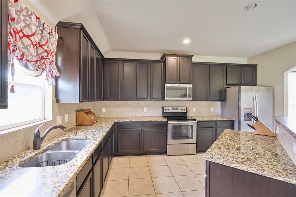 18783 1 Wichita Trail, Magnolia, Texas 77355, 3 Bedrooms Bedrooms, 7 Rooms Rooms,2 BathroomsBathrooms,Single-family,For Sale,Wichita,73914771