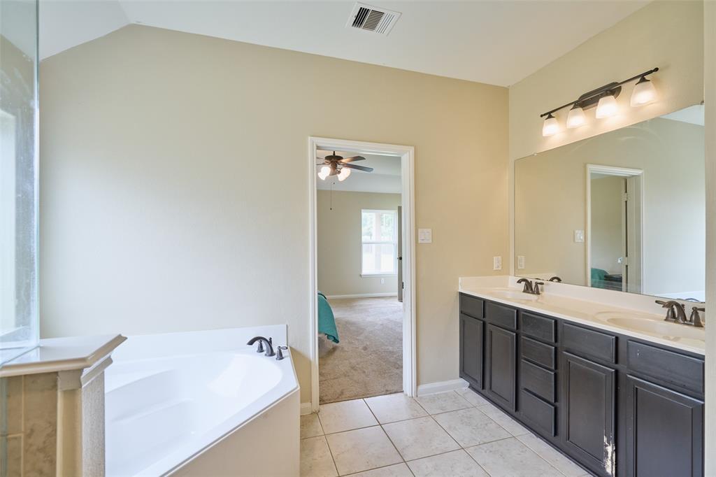 18783 1 Wichita Trail, Magnolia, Texas 77355, 3 Bedrooms Bedrooms, 7 Rooms Rooms,2 BathroomsBathrooms,Single-family,For Sale,Wichita,73914771