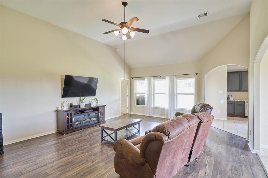 18783 1 Wichita Trail, Magnolia, Texas 77355, 3 Bedrooms Bedrooms, 7 Rooms Rooms,2 BathroomsBathrooms,Single-family,For Sale,Wichita,73914771