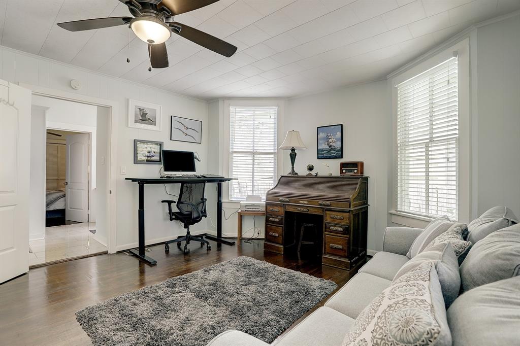 3411 1.5 Bernardo De Galvez, Galveston, Texas 77550, 3 Bedrooms Bedrooms, 3 Rooms Rooms,2 BathroomsBathrooms,Single-family,For Sale,Bernardo De Galvez,84083682