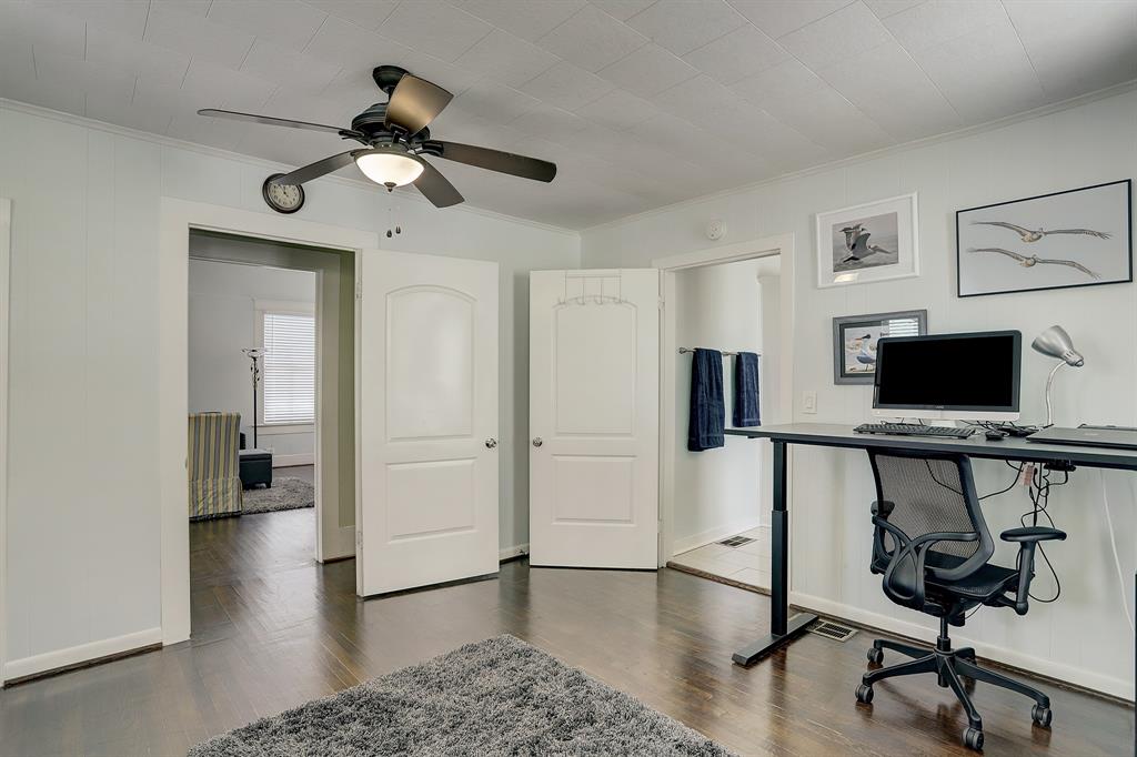3411 1.5 Bernardo De Galvez, Galveston, Texas 77550, 3 Bedrooms Bedrooms, 3 Rooms Rooms,2 BathroomsBathrooms,Single-family,For Sale,Bernardo De Galvez,84083682