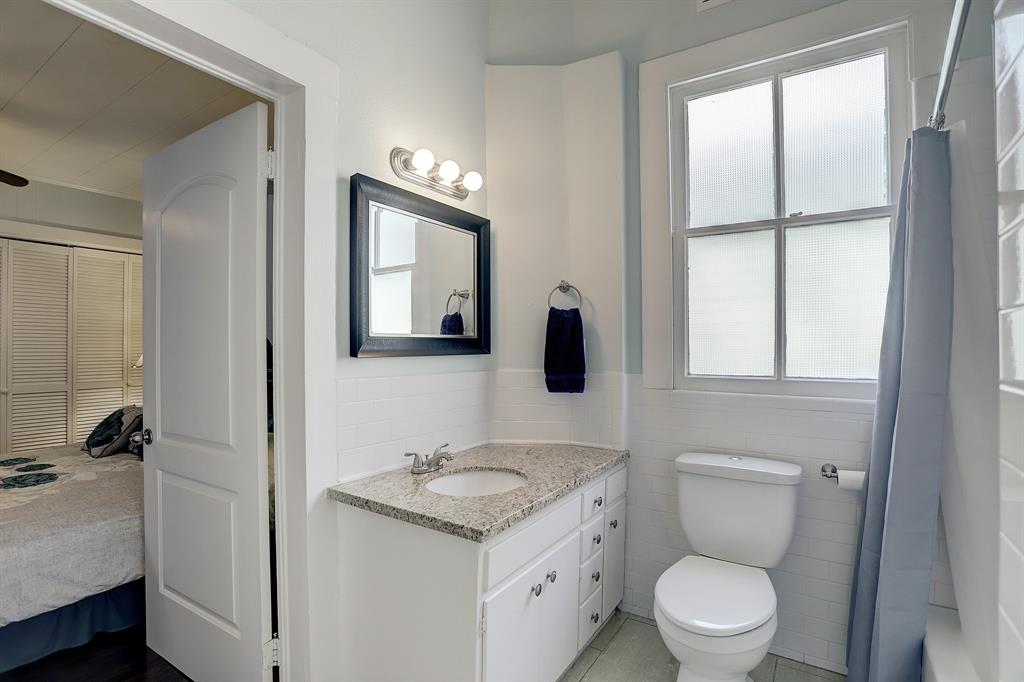 3411 1.5 Bernardo De Galvez, Galveston, Texas 77550, 3 Bedrooms Bedrooms, 3 Rooms Rooms,2 BathroomsBathrooms,Single-family,For Sale,Bernardo De Galvez,84083682