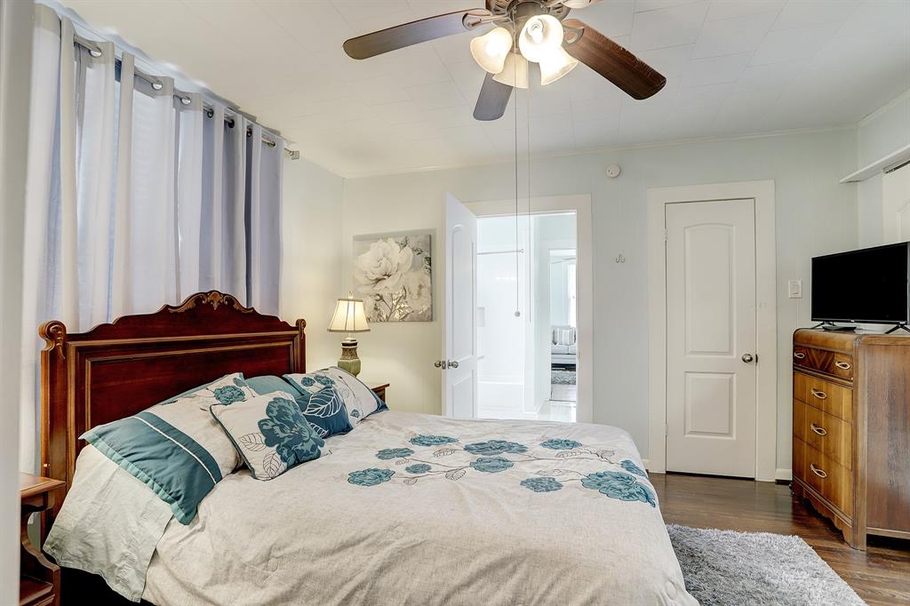 3411 1.5 Bernardo De Galvez, Galveston, Texas 77550, 3 Bedrooms Bedrooms, 3 Rooms Rooms,2 BathroomsBathrooms,Single-family,For Sale,Bernardo De Galvez,84083682
