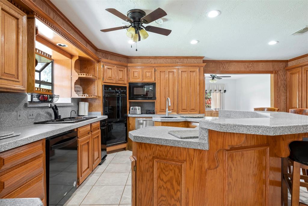 26630 2 Sycamore Circle, Magnolia, Texas 77354, 5 Bedrooms Bedrooms, 15 Rooms Rooms,5 BathroomsBathrooms,Country Homes/acreage,For Sale,Sycamore,69845831
