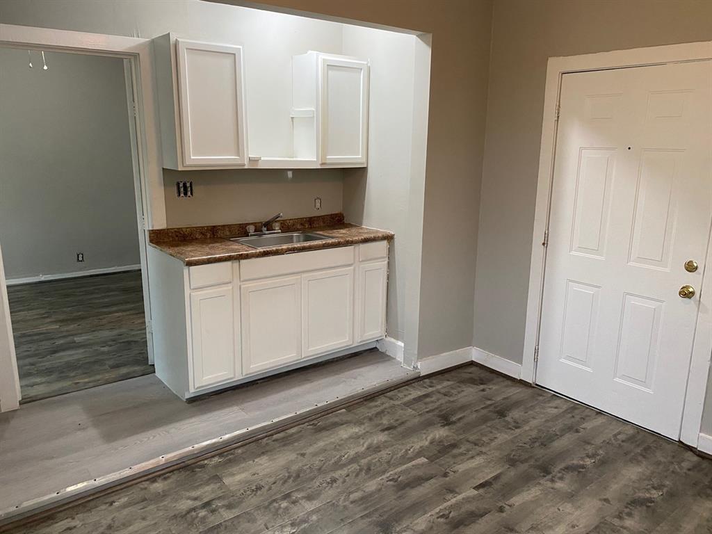 1321 1 35th Street, Galveston, Texas 77550, 1 Bedroom Bedrooms, ,1 BathroomBathrooms,Multi-family,For Sale,35th,53175604