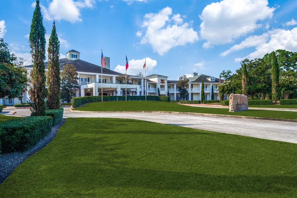 24806 2 Trull Brook Lane, Spring, Texas 77389, 5 Bedrooms Bedrooms, 11 Rooms Rooms,5 BathroomsBathrooms,Single-family,For Sale,Trull Brook,69131952