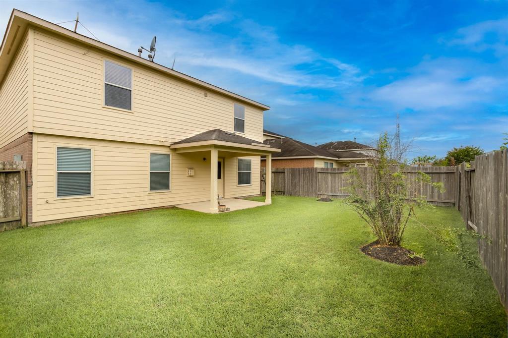 19214 2 Christine Crossing Drive, Richmond, Texas 77407, 4 Bedrooms Bedrooms, 4 Rooms Rooms,3 BathroomsBathrooms,Single-family,For Sale,Christine Crossing,76704778
