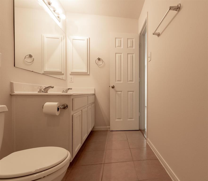 19214 2 Christine Crossing Drive, Richmond, Texas 77407, 4 Bedrooms Bedrooms, 4 Rooms Rooms,3 BathroomsBathrooms,Single-family,For Sale,Christine Crossing,76704778