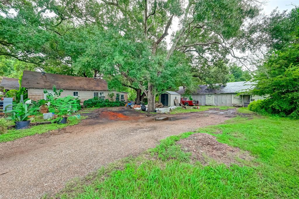 1125 1 8th Street, Rosenberg, Texas 77471, 3 Bedrooms Bedrooms, 4 Rooms Rooms,2 BathroomsBathrooms,Single-family,For Sale,8th,14733046