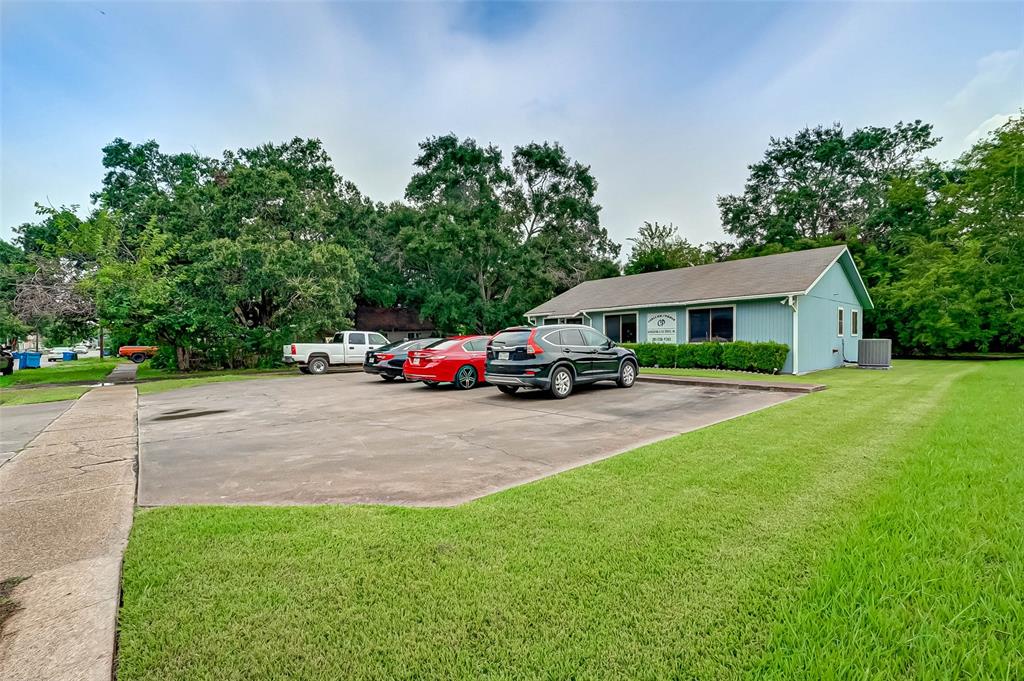 1125 1 8th Street, Rosenberg, Texas 77471, 3 Bedrooms Bedrooms, 4 Rooms Rooms,2 BathroomsBathrooms,Single-family,For Sale,8th,14733046