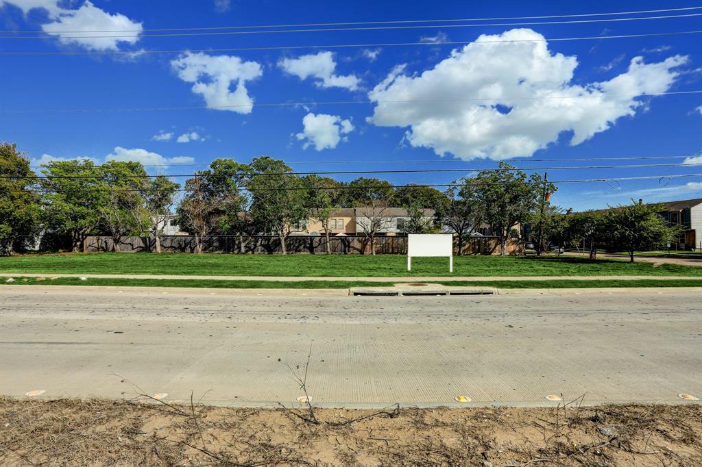 2400 Bayport Boulevard, Seabrook, Texas 77586, ,Lots,For Sale,Bayport,98055623