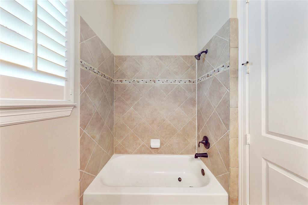 4739 1 BURCLARE Court, Sugar Land, Texas 77479, 5 Bedrooms Bedrooms, 10 Rooms Rooms,3 BathroomsBathrooms,Single-family,For Sale,BURCLARE,44562646