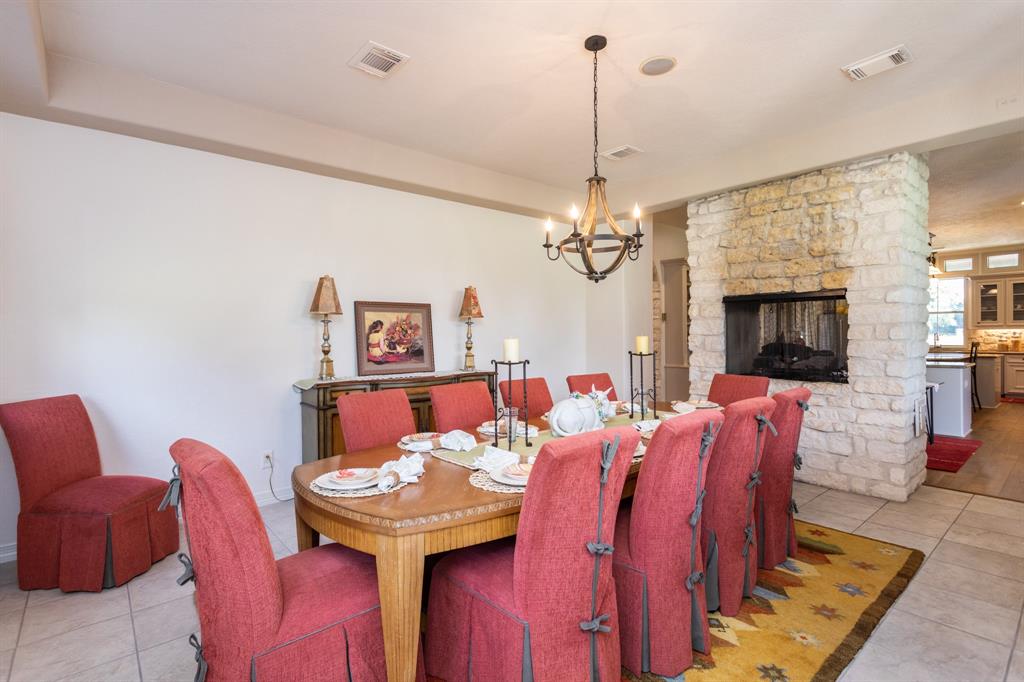 6935 2 Bois D Arc Lane, Fulshear, Texas 77406, 3 Bedrooms Bedrooms, 10 Rooms Rooms,3 BathroomsBathrooms,Country Homes/acreage,For Sale,Bois D Arc,76352831