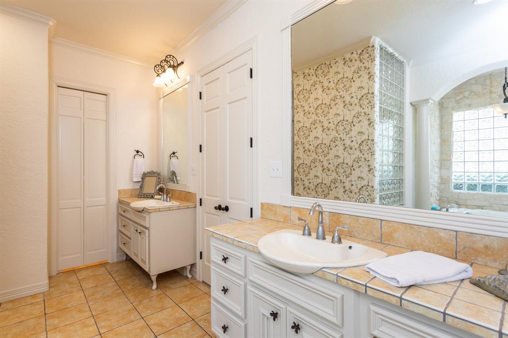 6935 2 Bois D Arc Lane, Fulshear, Texas 77406, 3 Bedrooms Bedrooms, 10 Rooms Rooms,3 BathroomsBathrooms,Country Homes/acreage,For Sale,Bois D Arc,76352831