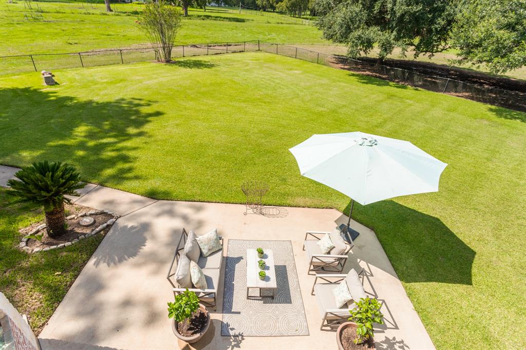 6935 2 Bois D Arc Lane, Fulshear, Texas 77406, 3 Bedrooms Bedrooms, 10 Rooms Rooms,3 BathroomsBathrooms,Country Homes/acreage,For Sale,Bois D Arc,76352831