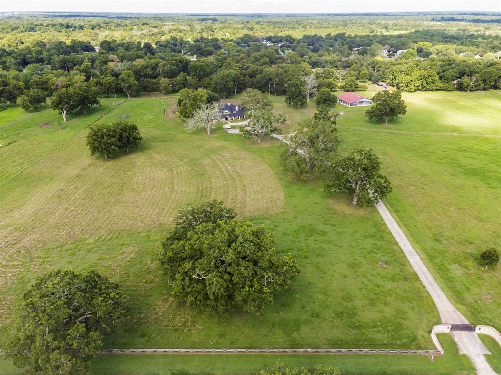 6935 2 Bois D Arc Lane, Fulshear, Texas 77406, 3 Bedrooms Bedrooms, 10 Rooms Rooms,3 BathroomsBathrooms,Country Homes/acreage,For Sale,Bois D Arc,76352831