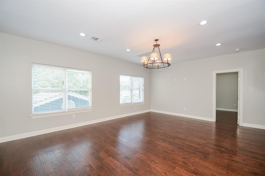 1110 2 ENID Street, Houston, Texas 77009, 6 Bedrooms Bedrooms, 17 Rooms Rooms,4 BathroomsBathrooms,Single-family,For Sale,ENID,61152330