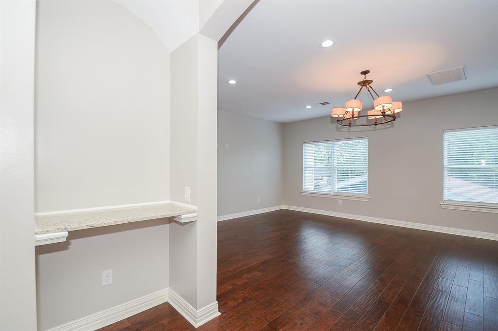 1110 2 ENID Street, Houston, Texas 77009, 6 Bedrooms Bedrooms, 17 Rooms Rooms,4 BathroomsBathrooms,Single-family,For Sale,ENID,61152330
