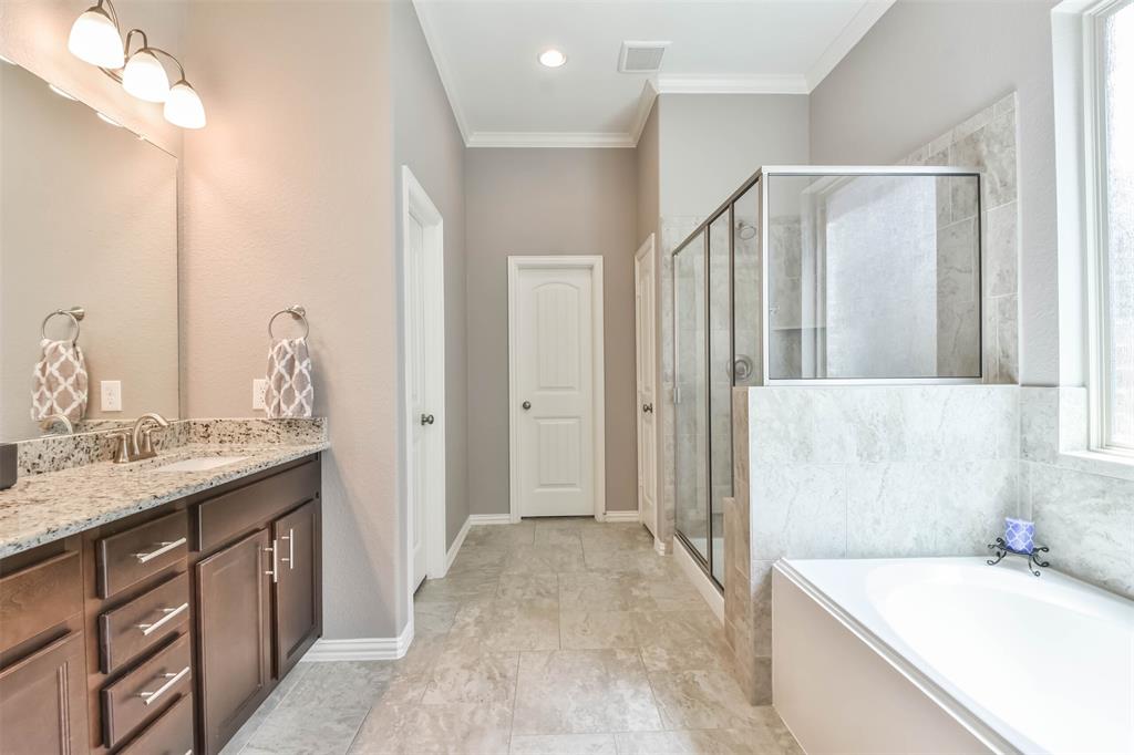 151 2 Capriccio Lane, Montgomery, Texas 77316, 5 Bedrooms Bedrooms, 9 Rooms Rooms,4 BathroomsBathrooms,Single-family,For Sale,Capriccio,69928600
