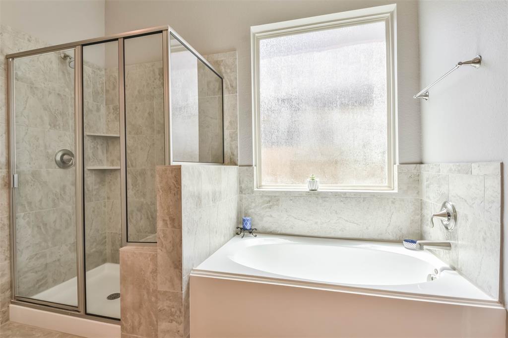 151 2 Capriccio Lane, Montgomery, Texas 77316, 5 Bedrooms Bedrooms, 9 Rooms Rooms,4 BathroomsBathrooms,Single-family,For Sale,Capriccio,69928600
