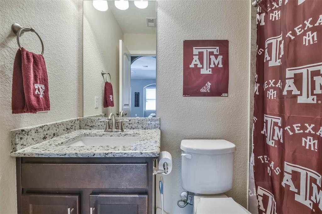 151 2 Capriccio Lane, Montgomery, Texas 77316, 5 Bedrooms Bedrooms, 9 Rooms Rooms,4 BathroomsBathrooms,Single-family,For Sale,Capriccio,69928600