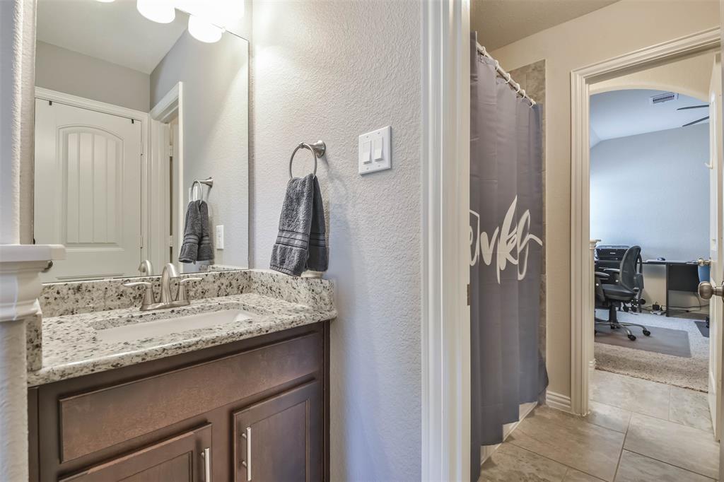 151 2 Capriccio Lane, Montgomery, Texas 77316, 5 Bedrooms Bedrooms, 9 Rooms Rooms,4 BathroomsBathrooms,Single-family,For Sale,Capriccio,69928600