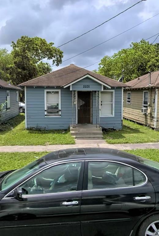 2239 1 Hutton Street, Houston, Texas 77026, 2 Bedrooms Bedrooms, ,1 BathroomBathrooms,Multi-family,For Sale,Hutton,12883489