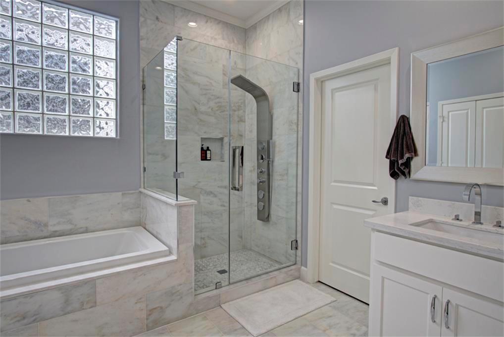 1716 3 Sandman Street, Houston, Texas 77007, 3 Bedrooms Bedrooms, 7 Rooms Rooms,3 BathroomsBathrooms,Single-family,For Sale,Sandman,80816122