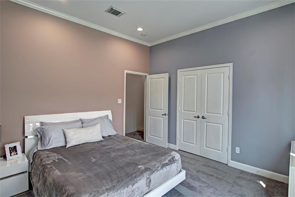 1716 3 Sandman Street, Houston, Texas 77007, 3 Bedrooms Bedrooms, 7 Rooms Rooms,3 BathroomsBathrooms,Single-family,For Sale,Sandman,80816122