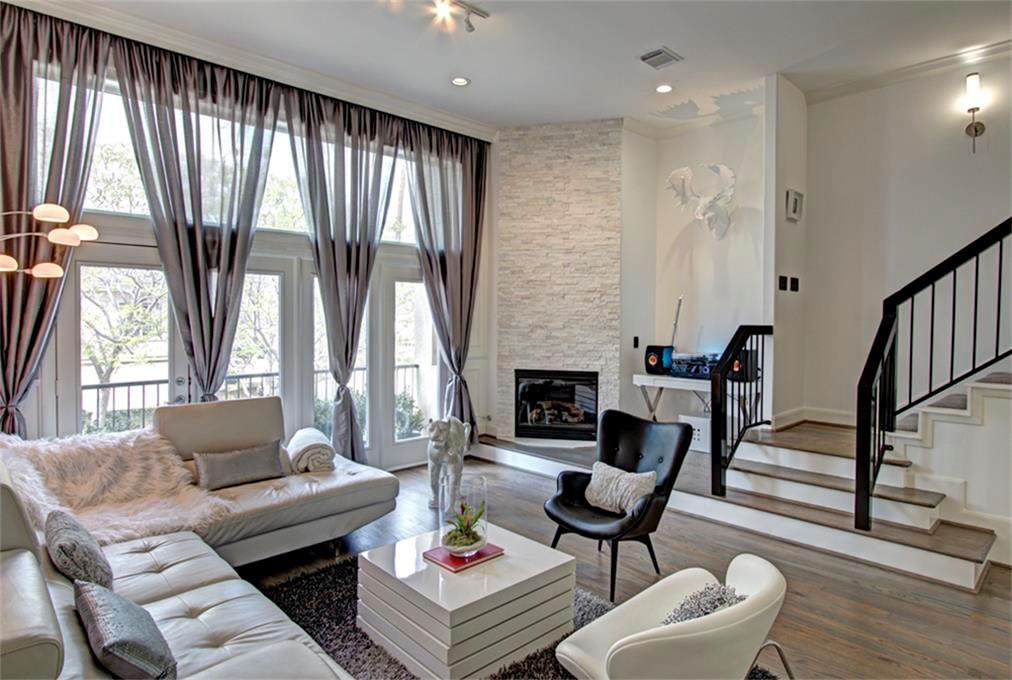 1716 3 Sandman Street, Houston, Texas 77007, 3 Bedrooms Bedrooms, 7 Rooms Rooms,3 BathroomsBathrooms,Single-family,For Sale,Sandman,80816122