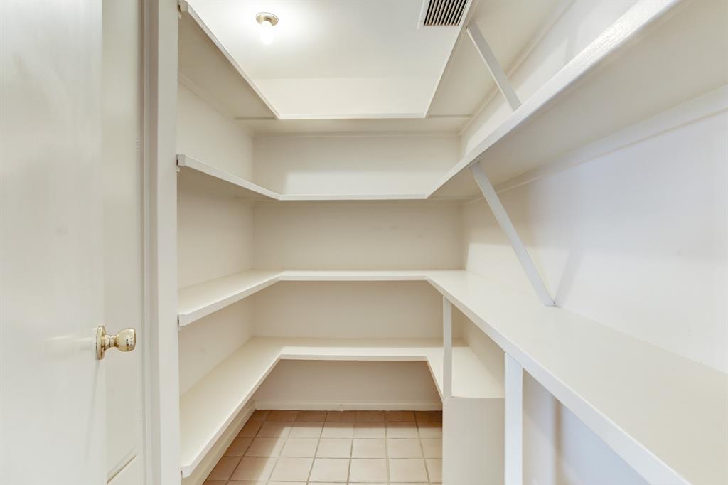2929 Buffalo Speedway, Houston, Texas 77098, 4 Bedrooms Bedrooms, 14 Rooms Rooms,4 BathroomsBathrooms,Mid/hi-rise Condo,For Sale,LAMAR TOWER,Buffalo Speedway,80088558