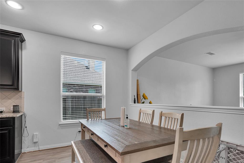 13310 2 Bardwall Lake Court, Houston, Texas 77044, 4 Bedrooms Bedrooms, 7 Rooms Rooms,2 BathroomsBathrooms,Single-family,For Sale,Bardwall Lake,68944414