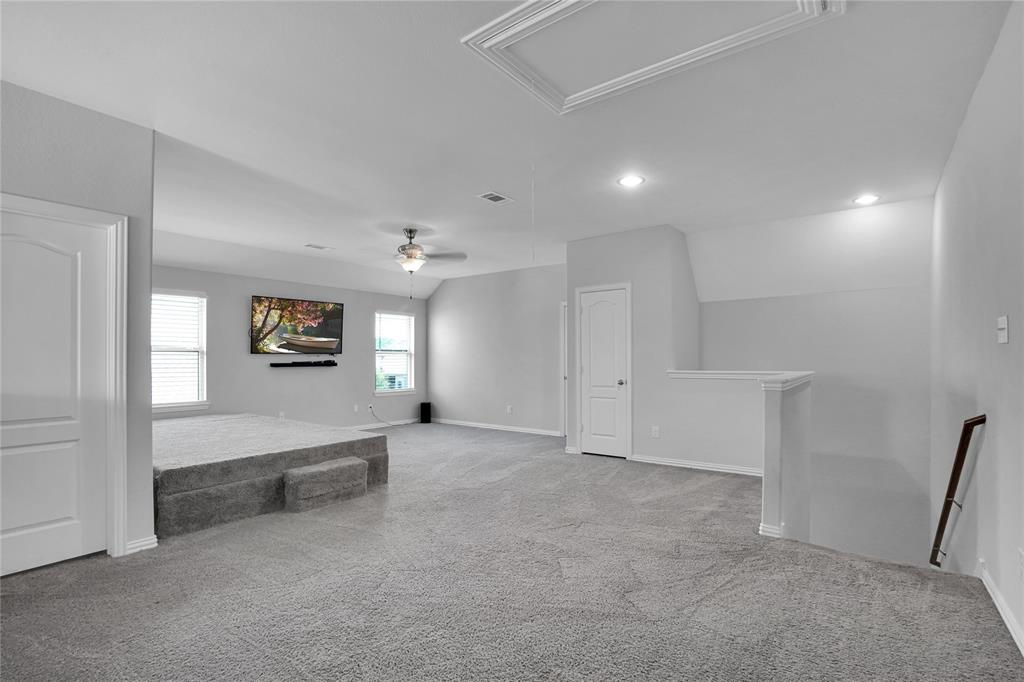 13310 2 Bardwall Lake Court, Houston, Texas 77044, 4 Bedrooms Bedrooms, 7 Rooms Rooms,2 BathroomsBathrooms,Single-family,For Sale,Bardwall Lake,68944414