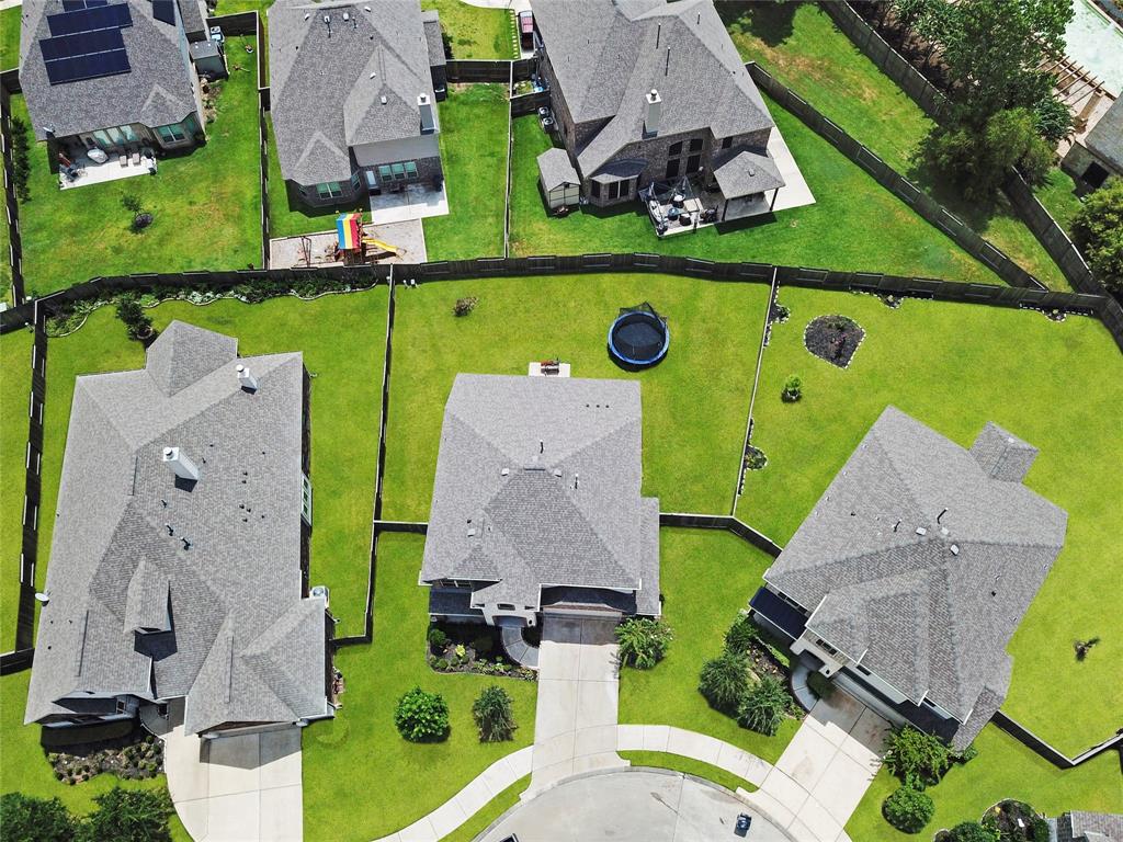 13310 2 Bardwall Lake Court, Houston, Texas 77044, 4 Bedrooms Bedrooms, 7 Rooms Rooms,2 BathroomsBathrooms,Single-family,For Sale,Bardwall Lake,68944414
