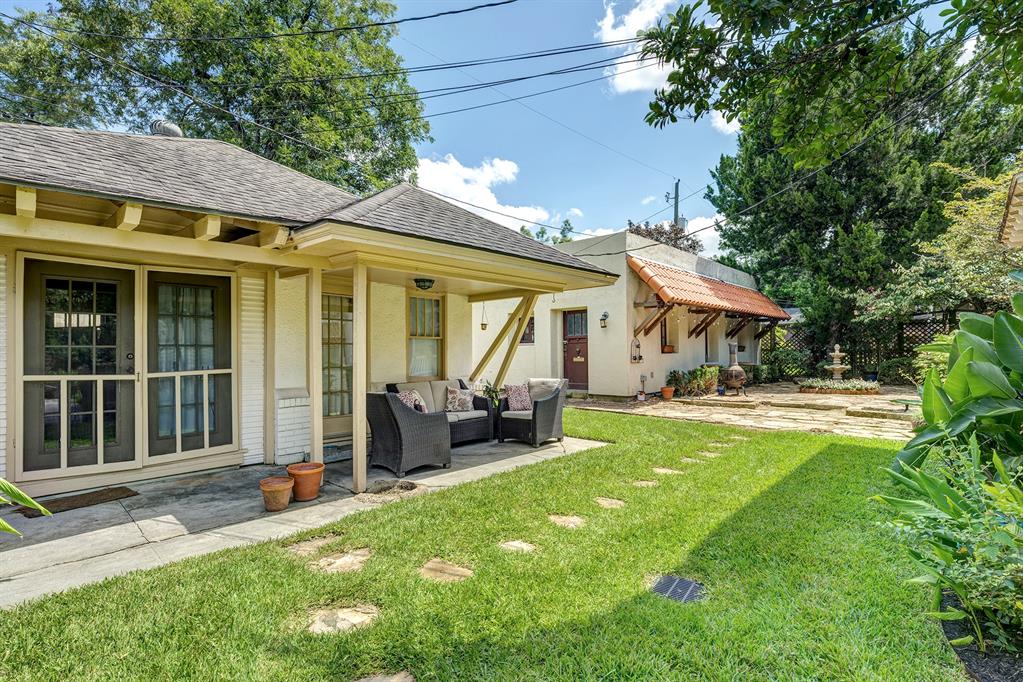 3407 2 Audubon Place, Houston, Texas 77006, 3 Bedrooms Bedrooms, 8 Rooms Rooms,2 BathroomsBathrooms,Single-family,For Sale,Audubon,23900379