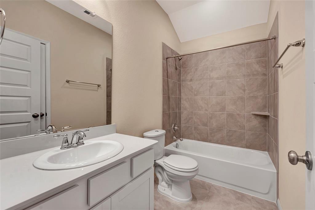 10116 1 Deussen Lane, Texas City, Texas 77591, 4 Bedrooms Bedrooms, 4 Rooms Rooms,3 BathroomsBathrooms,Single-family,For Sale,Deussen,87015291