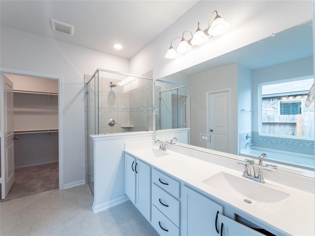 510 1 Alaska Cedar Drive, Crosby, Texas 77532, 3 Bedrooms Bedrooms, 5 Rooms Rooms,2 BathroomsBathrooms,Single-family,For Sale,Alaska Cedar,83340173