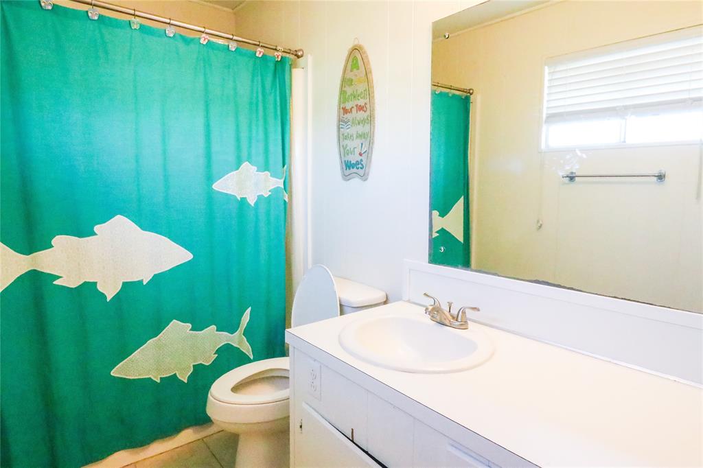 418 1 Seashell Drive, Surfside Beach, Texas 77541, 3 Bedrooms Bedrooms, 3 Rooms Rooms,2 BathroomsBathrooms,Single-family,For Sale,Seashell,81135490