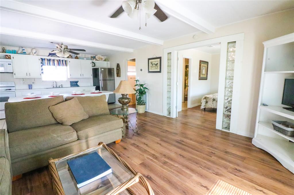 418 1 Seashell Drive, Surfside Beach, Texas 77541, 3 Bedrooms Bedrooms, 3 Rooms Rooms,2 BathroomsBathrooms,Single-family,For Sale,Seashell,81135490